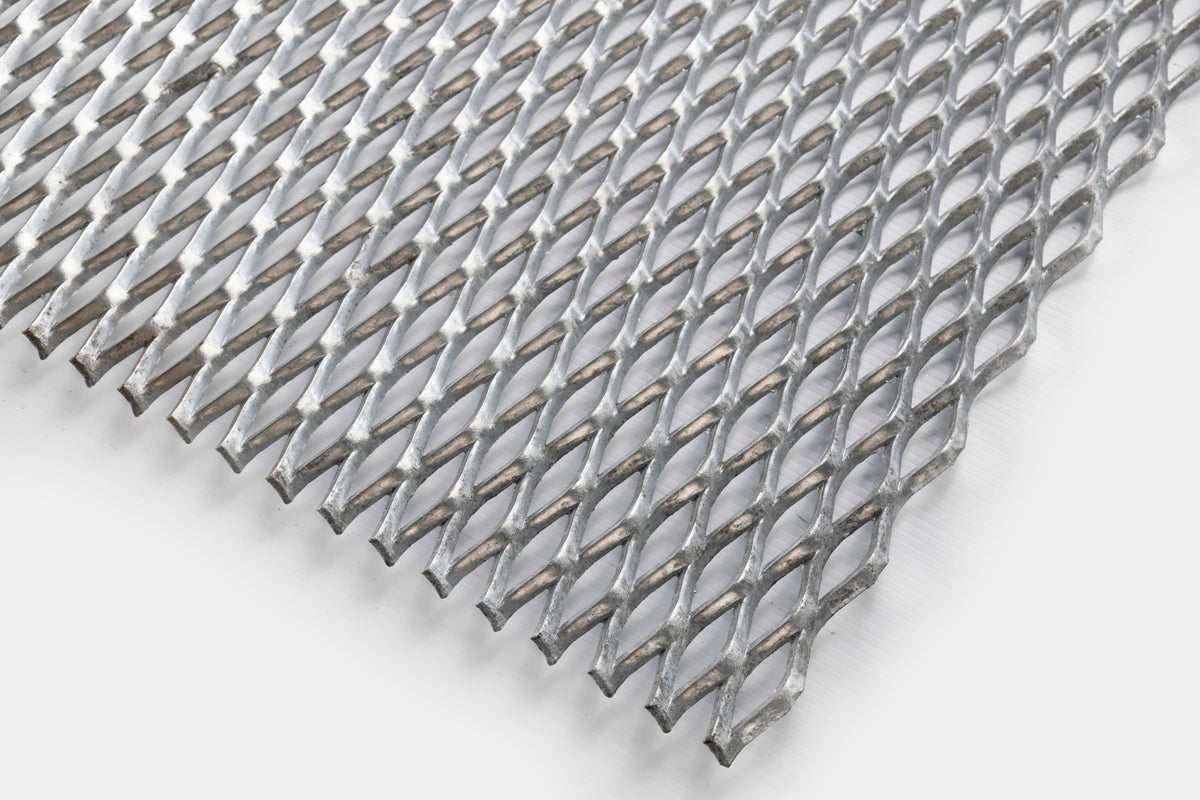 galvanised-walkway-mesh-close-up-angle